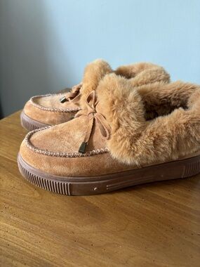 Bamboo Faux Fur Lined Suede Moccasin Slip-Ons in Camel